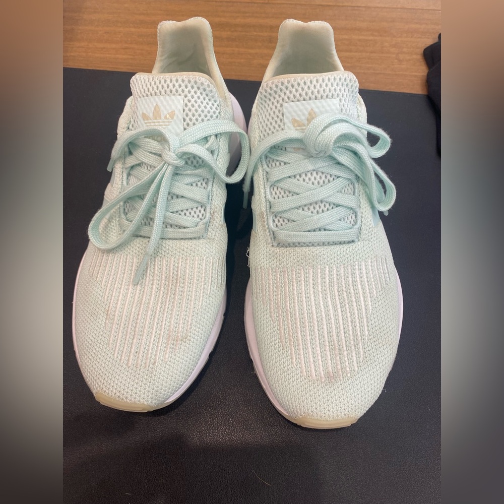 Adidas Swift run